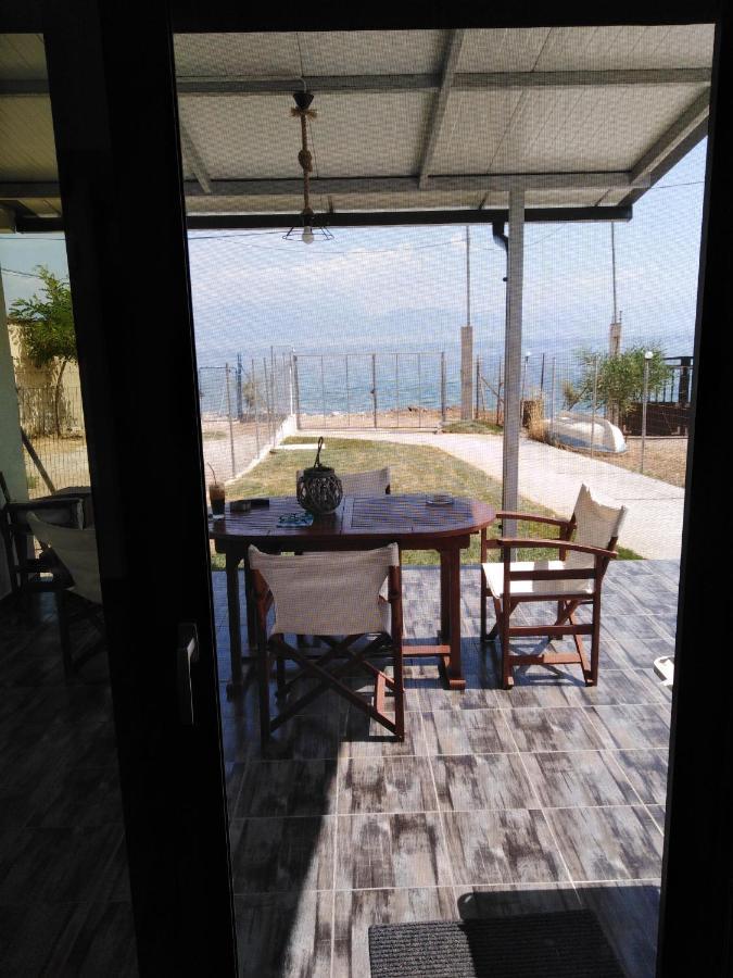 Σπίτι Με Σοφίτα Μπροστά Στη Θάλασσα Villa Trápeza Buitenkant foto