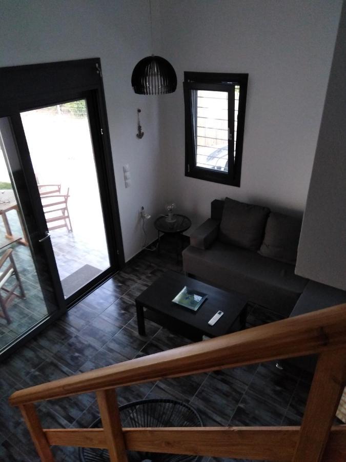 Σπίτι Με Σοφίτα Μπροστά Στη Θάλασσα Villa Trápeza Buitenkant foto